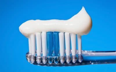 Gefährliche Stoffe in Deiner Zahnpasta